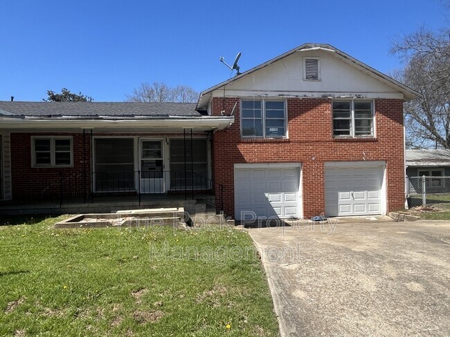 property at 427 S Center Ave