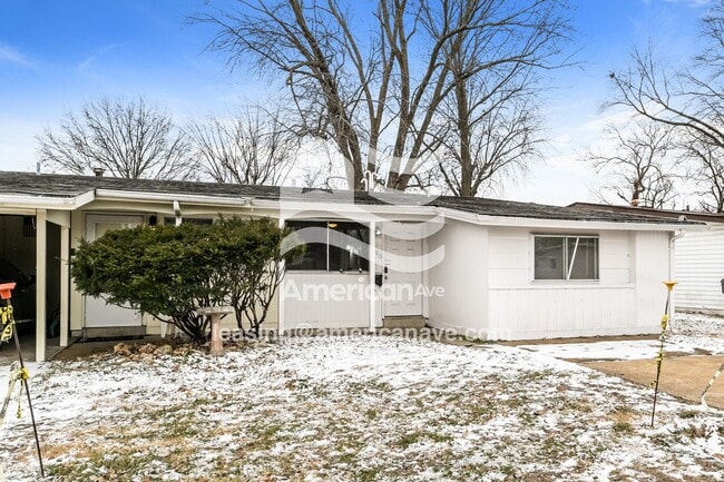 690 Loyola Dr in Florissant, MO - Building Photo - Building Photo