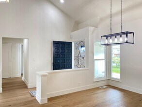 11 Paddock Ct in Pleasant Hill, CA - Building Photo - Building Photo
