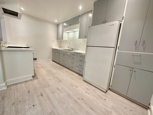 12 Presidio Ave in Mill Valley, CA - Building Photo - Building Photo