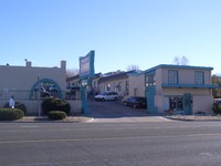 Holiday Lodge in Prescott, AZ - Foto de edificio - Building Photo