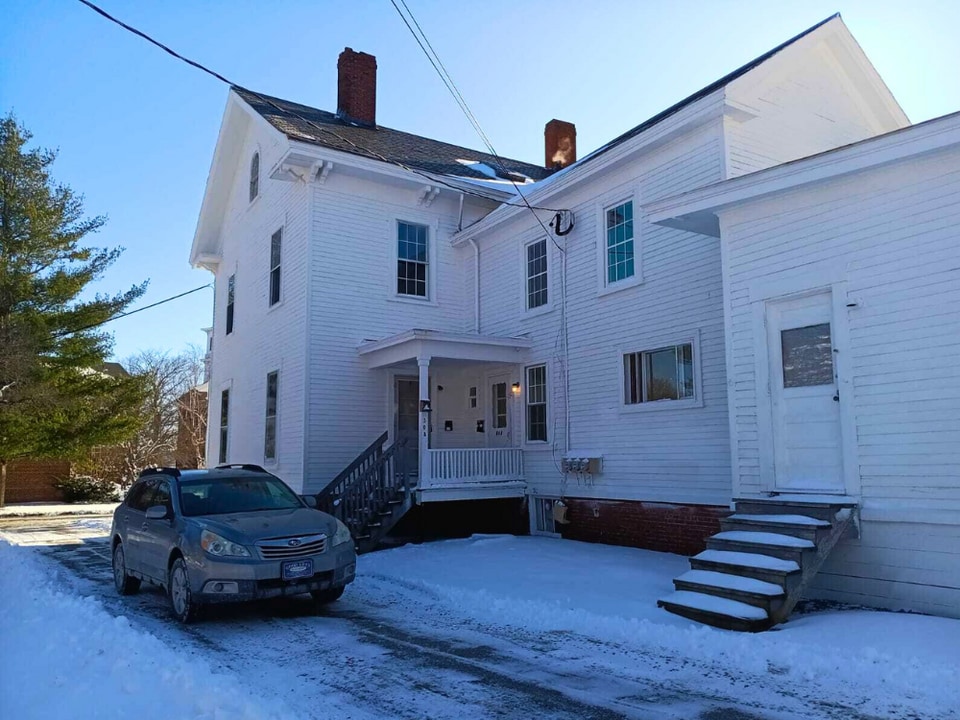 308 Union St in Bangor, ME - Building Photo