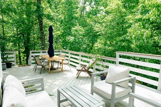 26 Old Sturbridge Rd in Arnold, MD - Foto de edificio - Building Photo