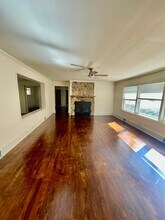 201 Neal Dr in Charlotte, NC - Building Photo - Building Photo
