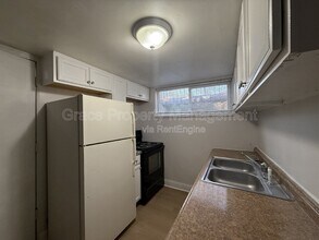 1952 Oswego St in Aurora, CO - Building Photo - Building Photo