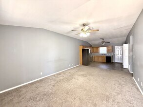 2411 Rustic Dr in Ardmore, OK - Building Photo - Building Photo