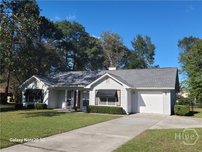 667 Roebling Rd in Bloomingdale, GA - Building Photo - Building Photo