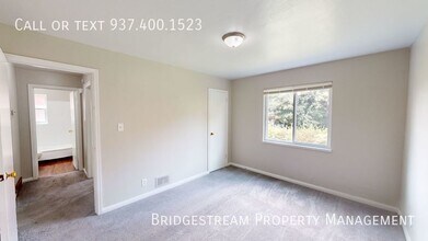 619 Gainsborough Rd, Unit 3 in Dayton, OH - Building Photo - Building Photo