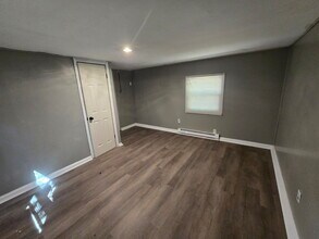 9846 Dennis Dr in St. Louis, MO - Building Photo - Building Photo