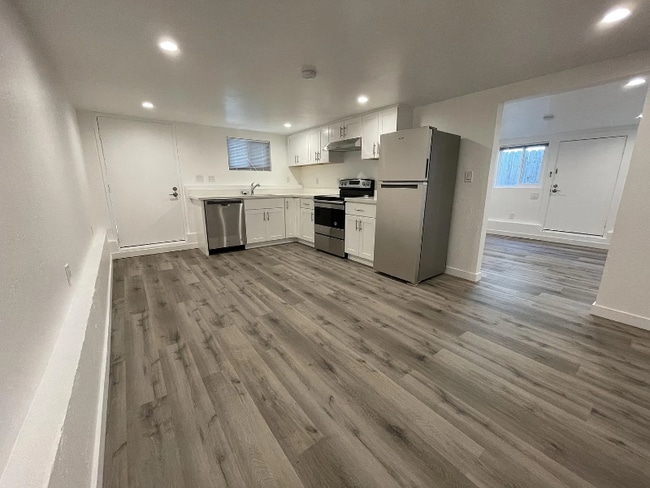 property at 1640 Everett St