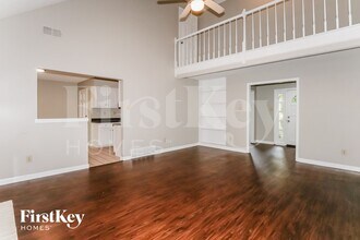 8441 Woolrich Dr in Memphis, TN - Building Photo - Building Photo
