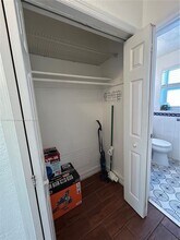 316 Walnut St in Hollywood, FL - Foto de edificio - Building Photo
