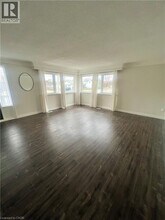 212 Millen Rd in Hamilton, ON - Building Photo - Building Photo