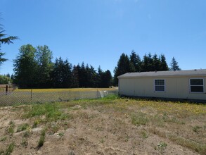 105 Ladybug Ln in Port Angeles, WA - Building Photo - Building Photo