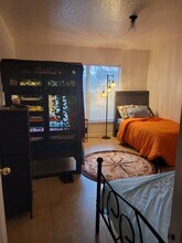 5309 Aloha Seed Dr in Seffner, FL - Foto de edificio - Building Photo