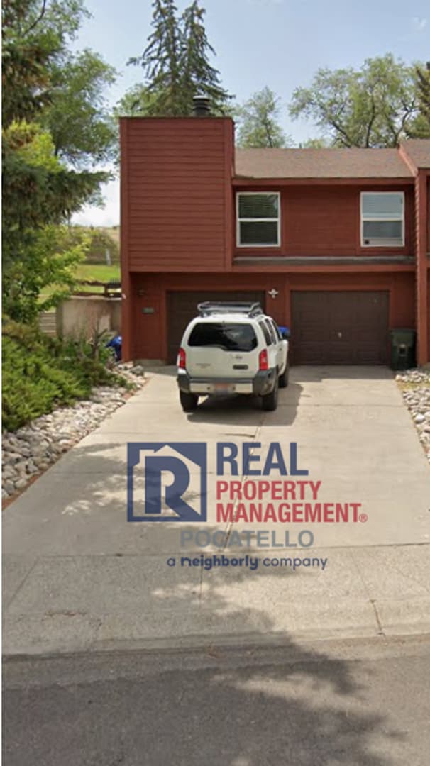 property at 2375-2377 Gail Dr