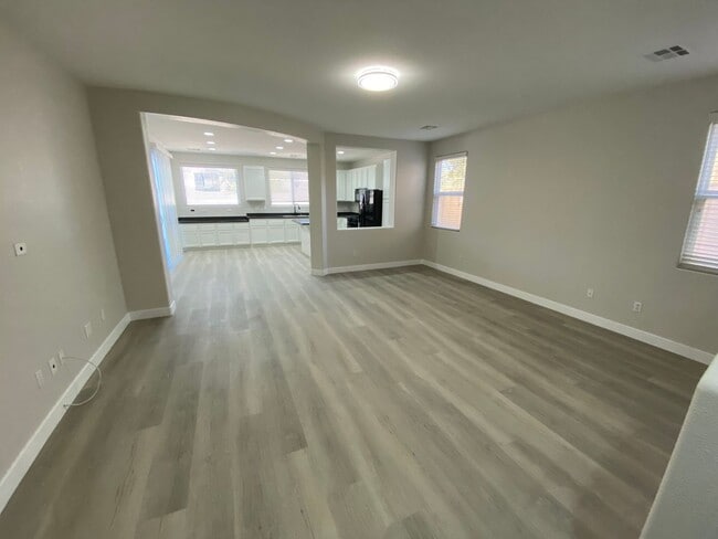 9884 Gold Pan Ct in Las Vegas, NV - Building Photo - Building Photo