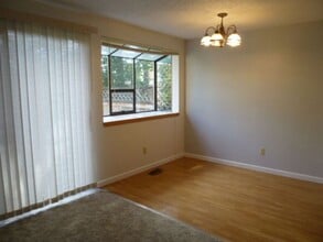 2818-2820 L St SE in Auburn, WA - Building Photo - Building Photo