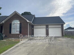 7017 Midhurst Ct in Fayetteville, NC - Building Photo - Building Photo