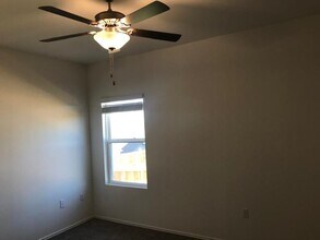 15506 Sweet Mimosa Dr in Austin, TX - Foto de edificio - Building Photo