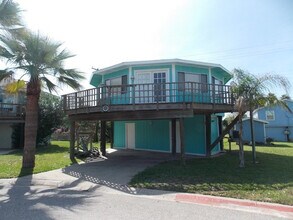 1923 Eleventh Street-SI ID1023219P, Unit SI ID1023219P in Port Aransas, TX - Building Photo - Building Photo