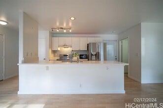 95-1085-1085 Wikao St in Mililani, HI - Building Photo - Building Photo