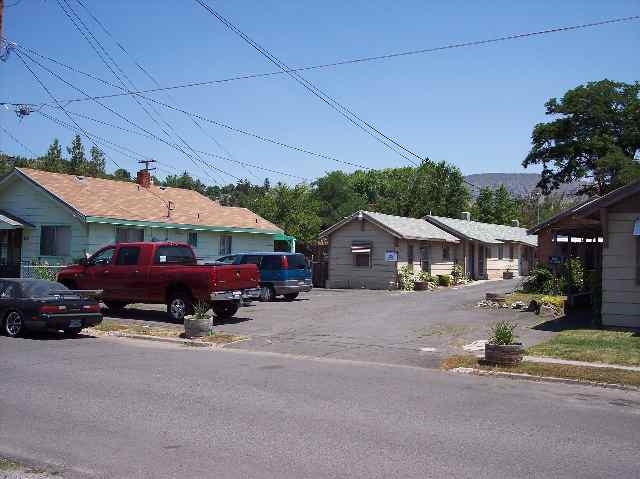 121 Mortimer St in Klamath Falls, OR - Building Photo - Building Photo