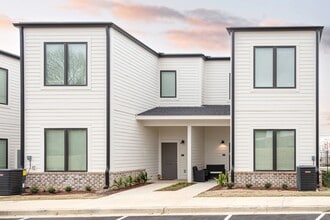 Dickson Flats in Dickson, TN - Foto de edificio - Building Photo