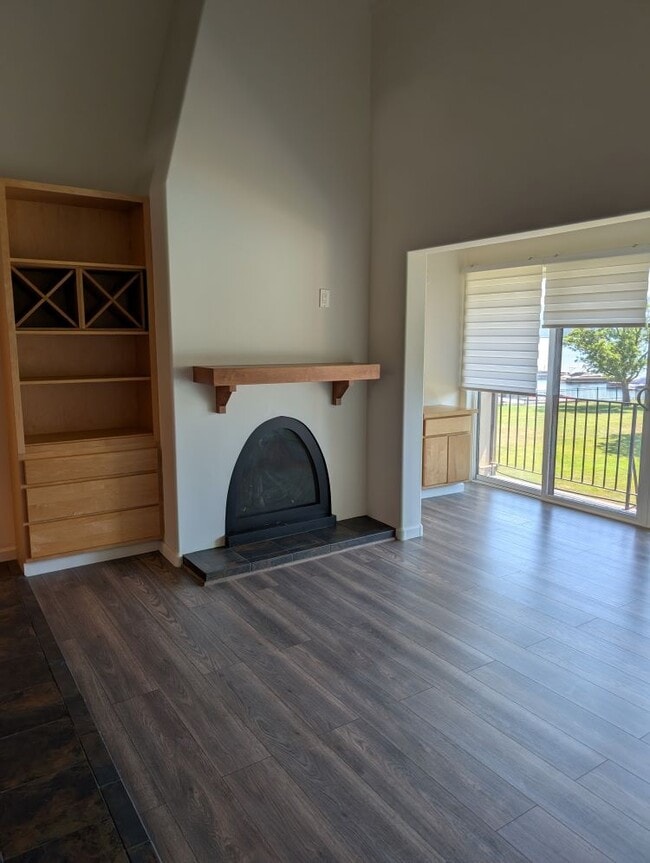 301 Iberian Way, Unit #223 in Sandpoint, ID - Building Photo - Building Photo