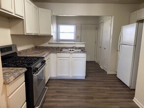 1801 Alamo Ave in Killeen, TX - Foto de edificio - Building Photo