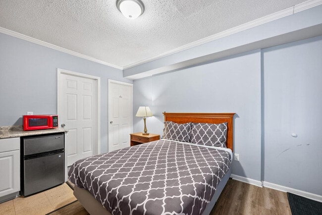 property at 18732 Dix Toledo Rd