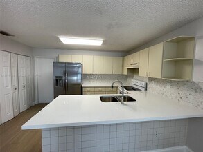 1727 SW 136th Pl in Miami, FL - Building Photo - Building Photo