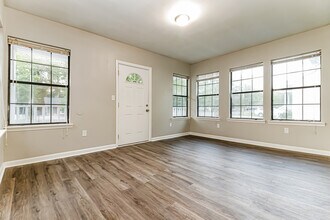 2973 Bolton Rd in Charleston, SC - Building Photo - Building Photo