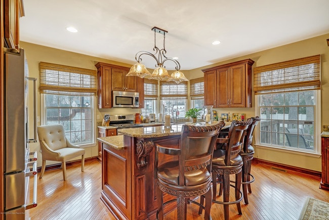 property at 18 Mariners Bend