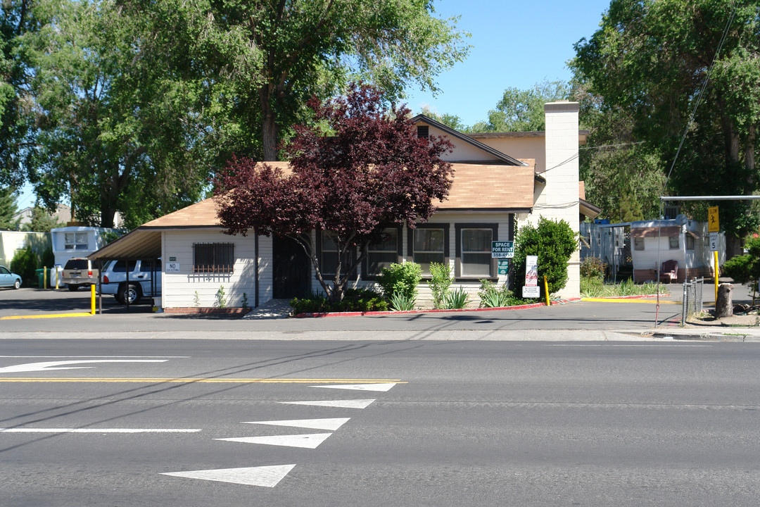 Sparks Mobile Home & RV Park in Sparks, NV - Building Photo