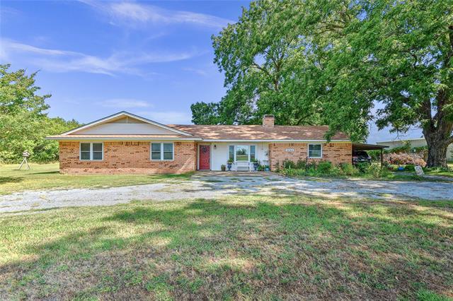 6644 FM 120 in Denison, TX - Building Photo