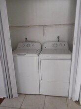 3187 Coral Lake Dr, Unit 3187 in Coral Springs, FL - Foto de edificio - Building Photo