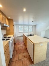 4 Cogswell St in Ipswich, MA - Building Photo - Building Photo