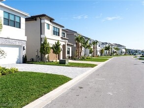 20123 Camellia Crosse Ln in Estero, FL - Foto de edificio - Building Photo