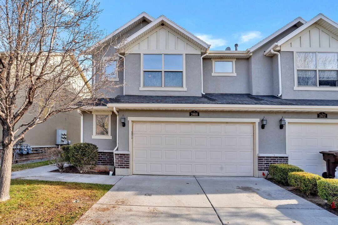 2468 Gilmour in West Haven, UT - Building Photo