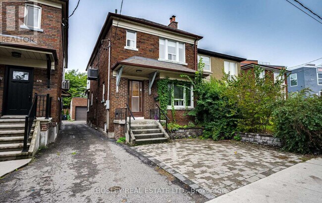 property at 272 Dovercourt Rd