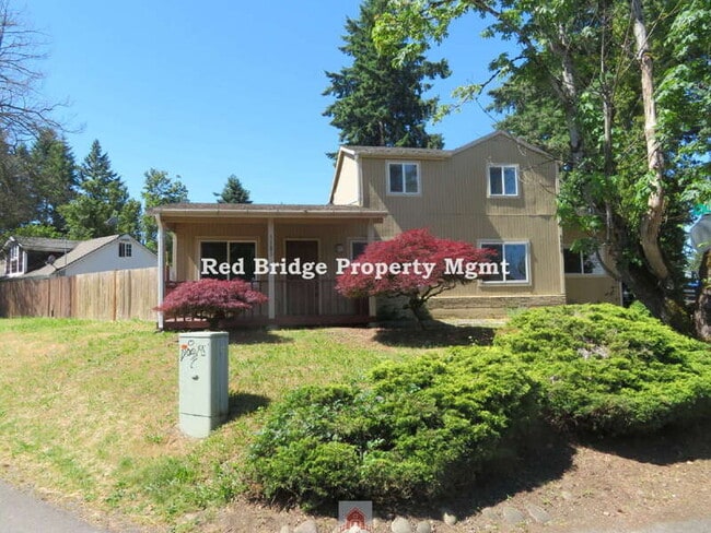 property at 5585 SE 128th Ave