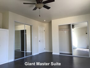 2026 -2028 Clyde Ave, Unit 2026 in Los Angeles, CA - Building Photo - Building Photo