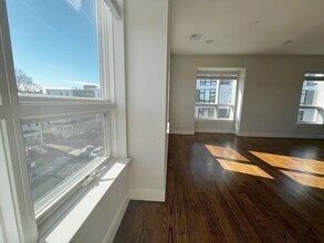 7 Everett St, Unit 501 in Boston, MA - Building Photo - Building Photo
