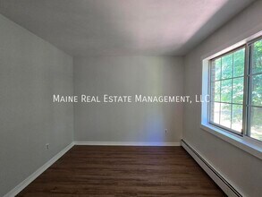 20 Tall Pines Dr in Lewiston, ME - Building Photo - Building Photo