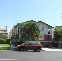 632 E Orange Grove Ave Apartamentos