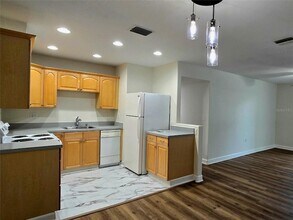 940 N Lake Destiny Rd, Unit H in Altamonte Springs, FL - Building Photo - Building Photo