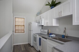 620 Thomas St in Key West, FL - Building Photo - Building Photo