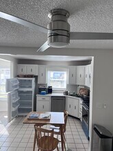 213 Buttonwood Cir, Unit 213 Buttonwood Circle in Seminole, FL - Building Photo - Building Photo