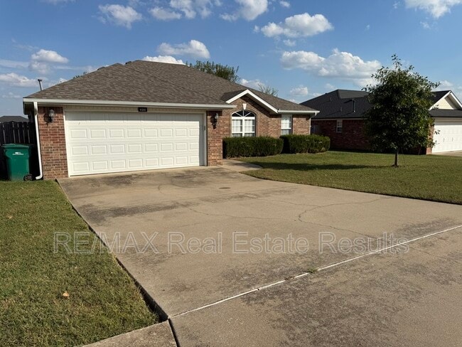 property at 420 Spicewood Trail